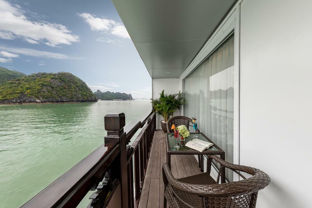 Margaret Cruises Hotel Ha Long Buitenkant foto